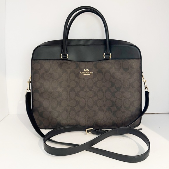 Authentic Coach laptop bag NWT - Picture 1 of 6